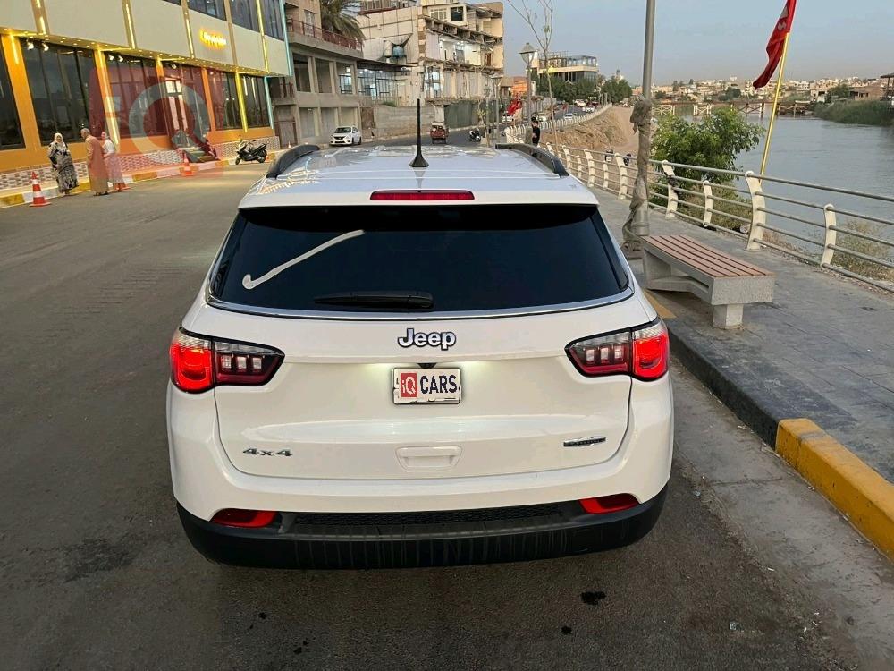 جيب كومباس